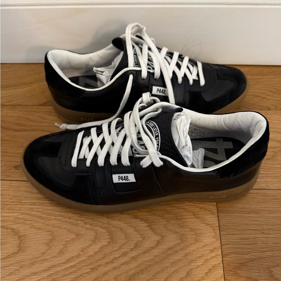 P448 Black Sneakers